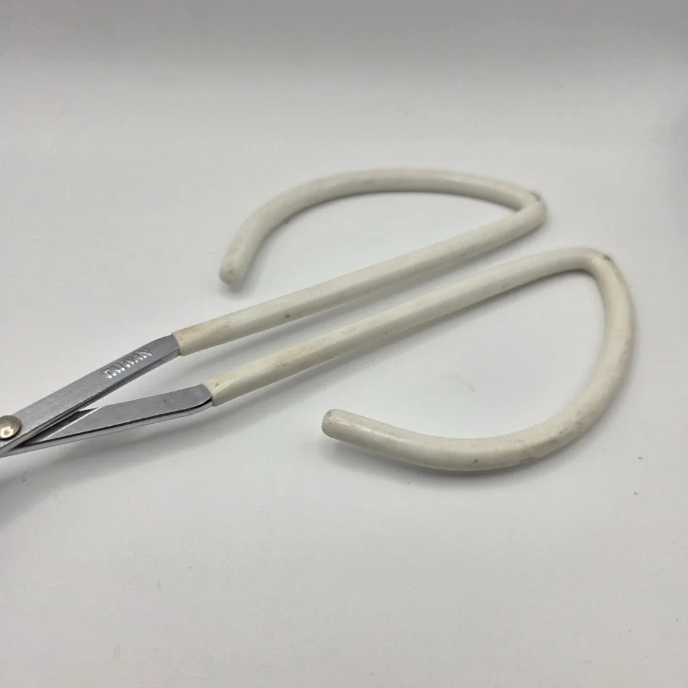 Vintage Scissor Kitchen Tongs Chrome Metal White Coated Handles 11 Inch Taiwan